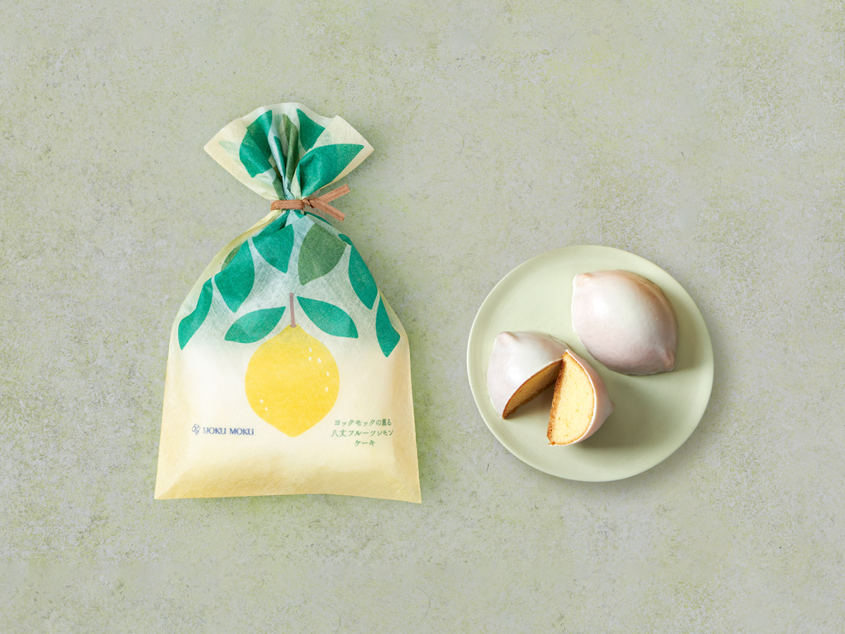 ヨックモックの薫る八丈フルーツレモンケーキ　パッケージ